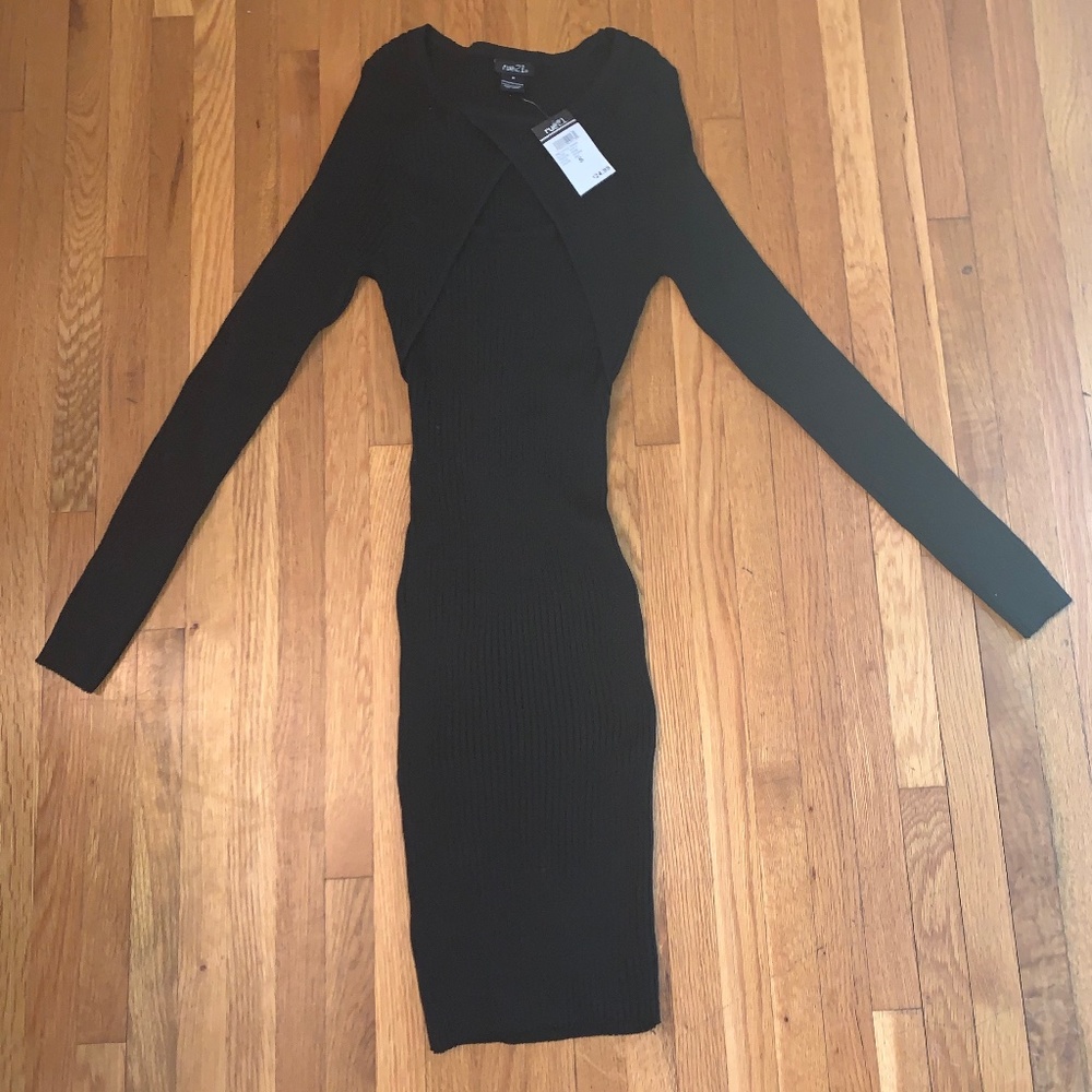 Fitted Long sleeve Black Dress